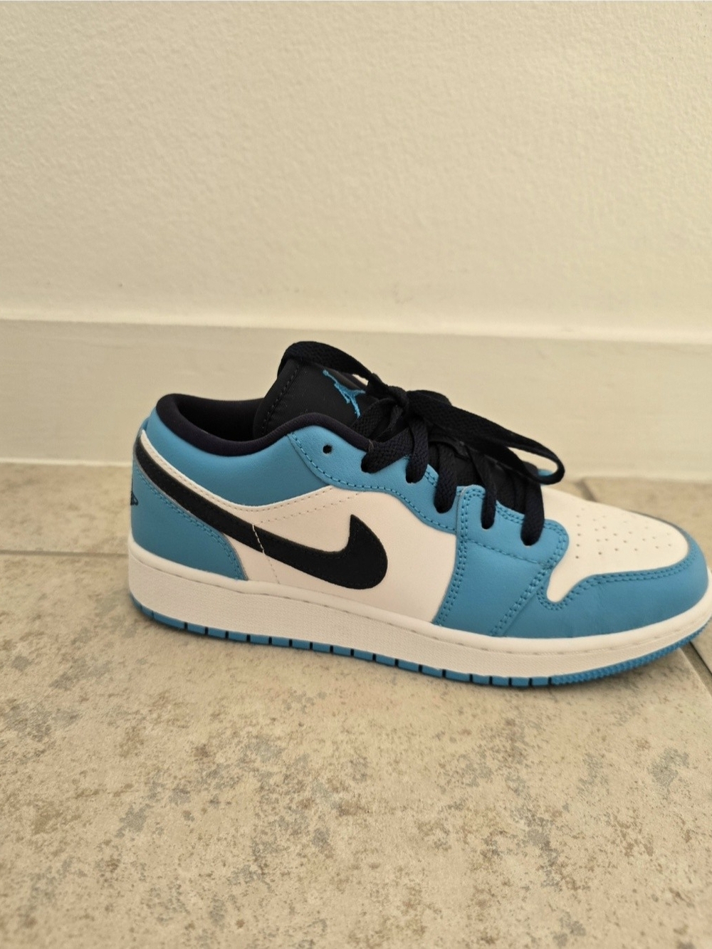 Nike Low Top Sneakers - Light Blue/White/Black